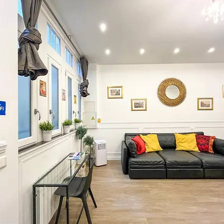 101 - Urban Centre Pompidou * Paris